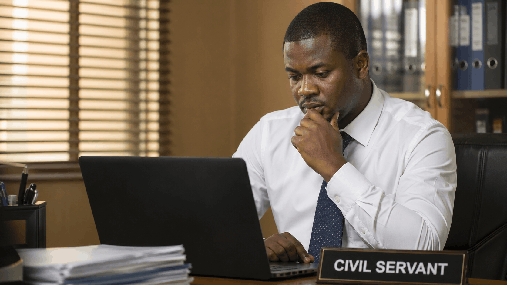 How People Actually Get Government Jobs in Nigeria – Beyond the Official Process (Real Talk)